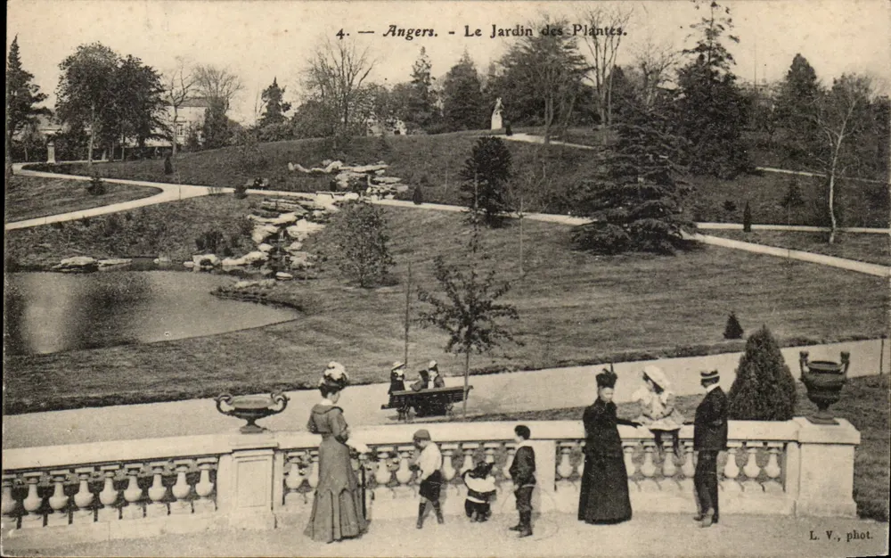 Angers — O Jardim das Plantas — L. V., fot. - Frente