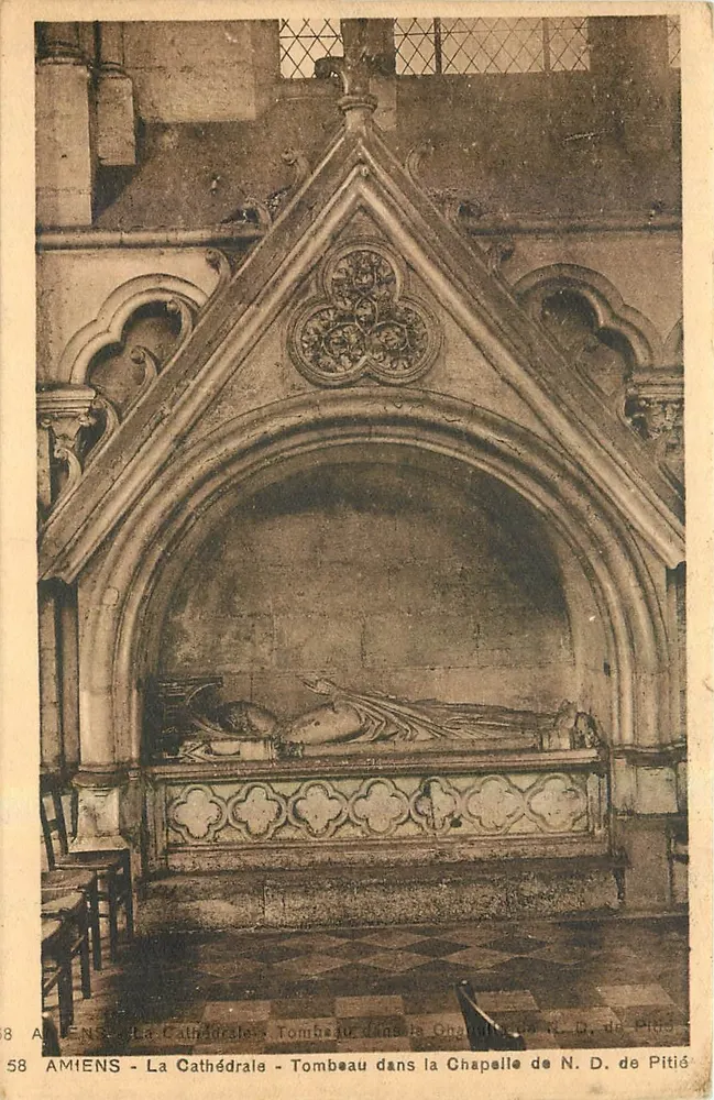 Amiens - Die Kathedrale - Grab in der Kapelle der Barmherzigen Mutter - Vorderseite