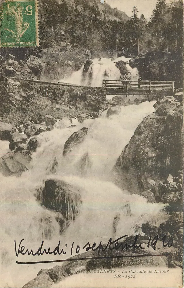 A Cachoeira de Lutour — Oautelets — BR - 1922 - Frente