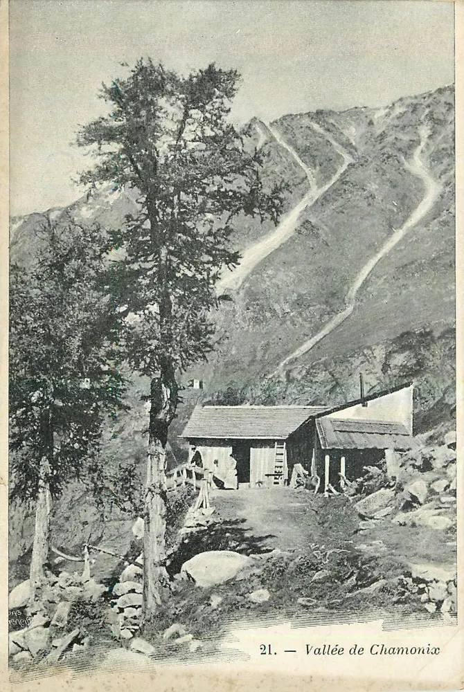 Vale de Chamonix — Vista do vale com chalé e montanhas — n°21 - Frente