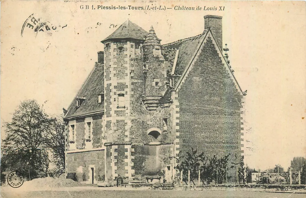 Plessis-les-Tours — Schloss Louis XI — GB 1, Verlag unbekannt - Vorderseite