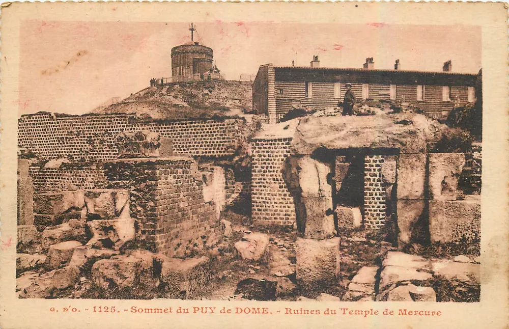Sommet du PUY de DOME — Ruines du Temple de Mercure — J. Gouttefange, Éd. de Puy-de-Dôme (n°1125) - Recto