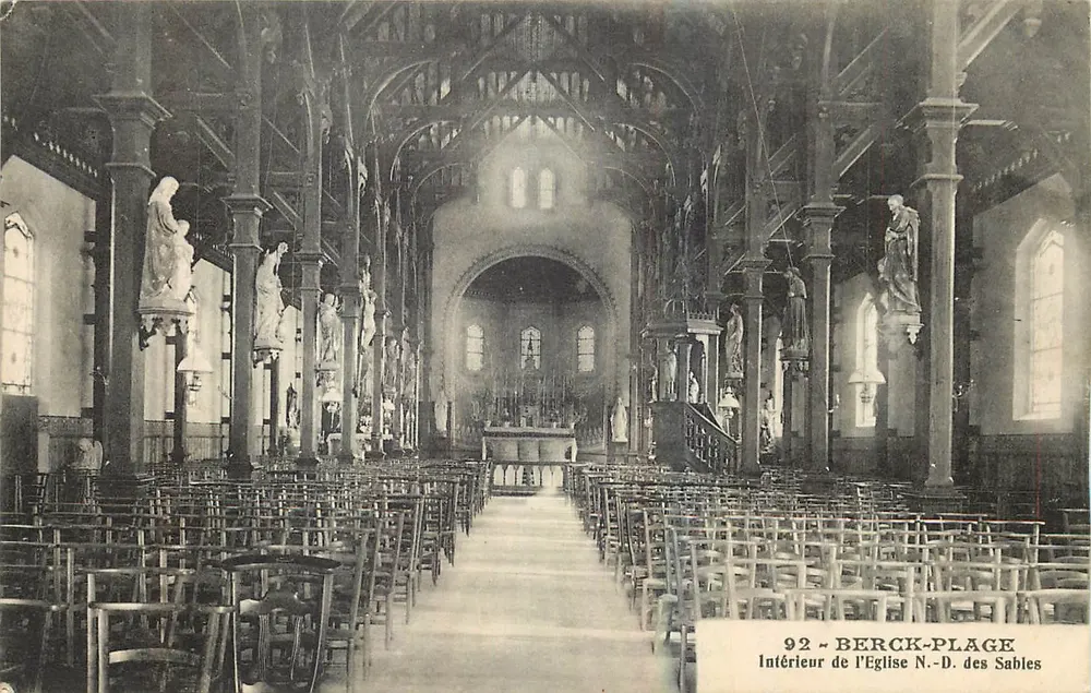 Interior da Igreja N.-D. dos Areias — Berck-Plage — n°92 - Frente