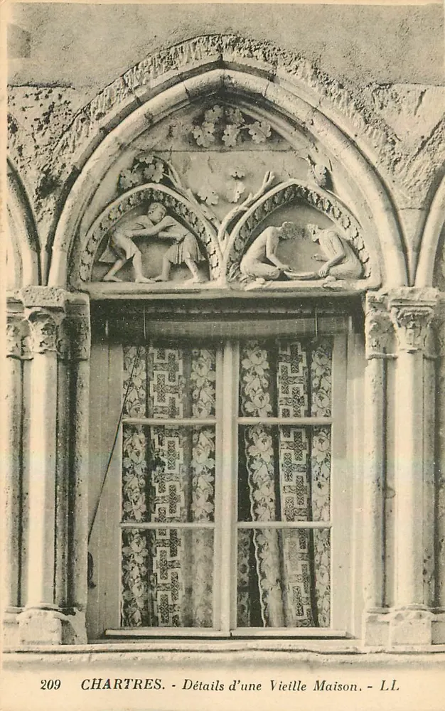 Chartres — Detalhes de uma Velha Casa — LL, n° 209 - Frente