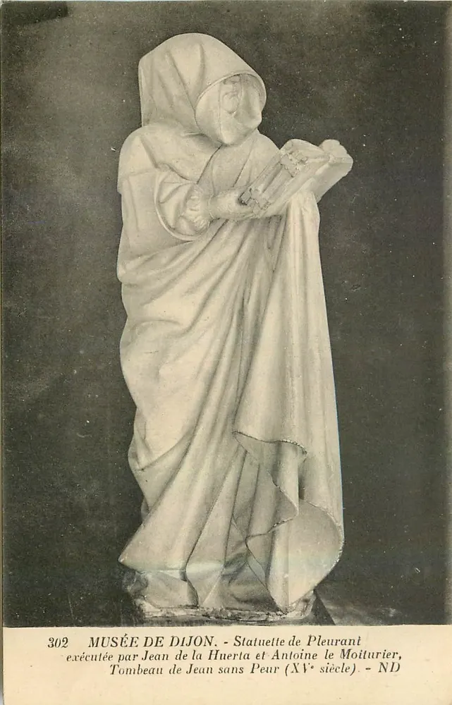 शोक के विग्रह — डिजॉन के संग्रहालय — जीन डी ला हुएर्टा और एंटोइन ले मोइटुरियर द्वारा बनाया गया (15वीं शताब्दी) - आगे