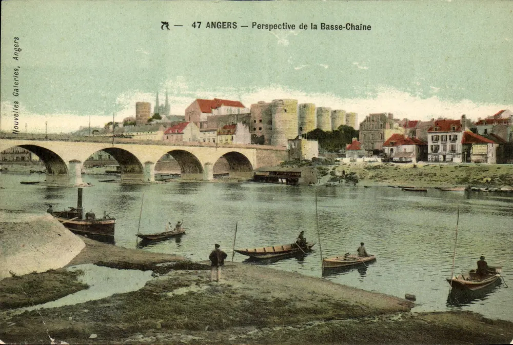 Angers — Perspectiva da Basse-Chaîne — Novas Galerias, Angers - Frente