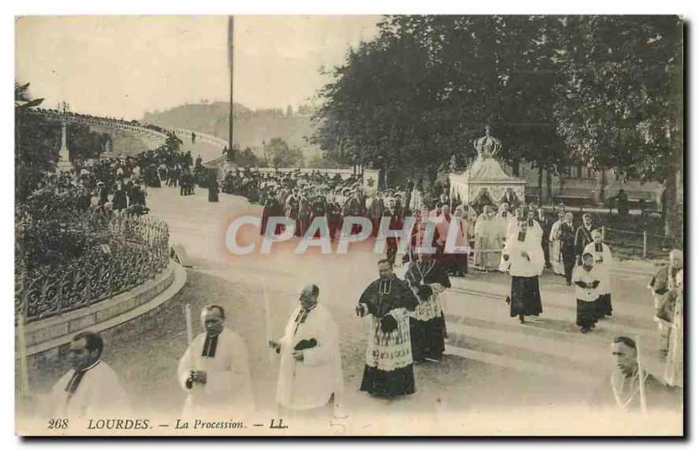 Lourdes — A Procissão — LL. — 268 - Frente