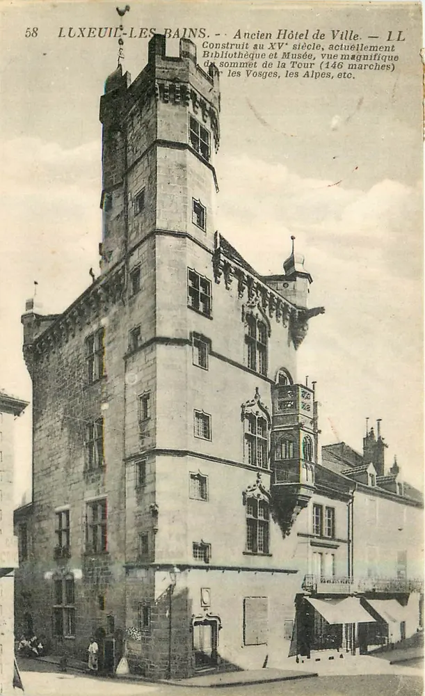 LUXEUIL-LES-BAINS — Ehemaliges Rathaus — LL - Vorderseite