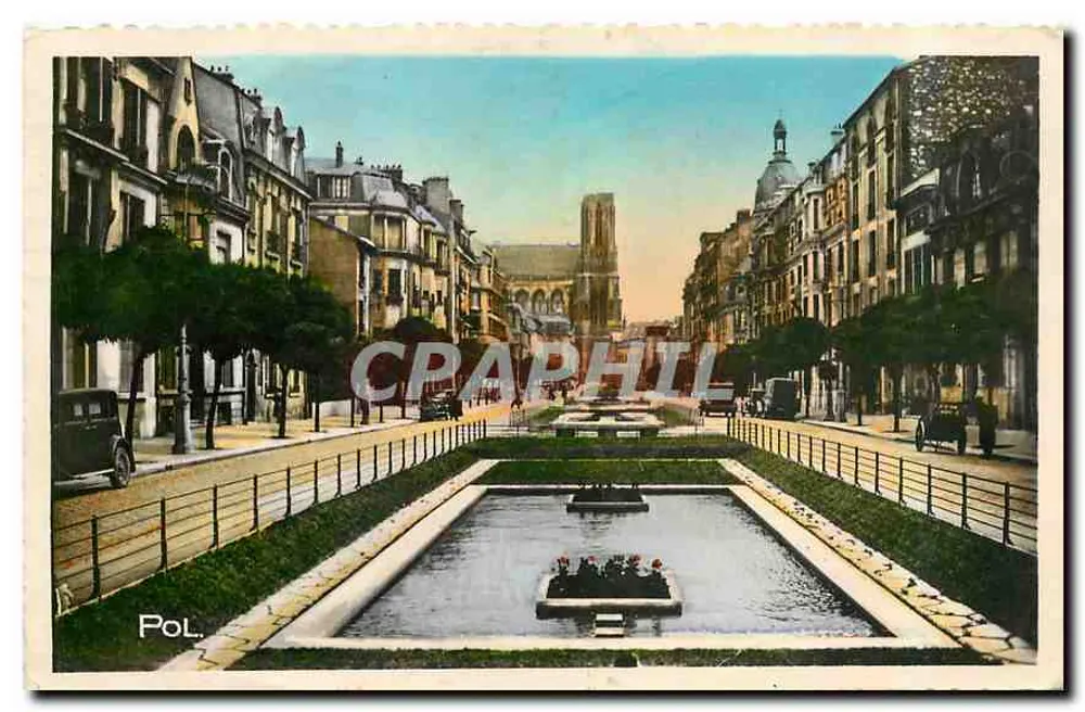 Place de la République em Reims — vista com fonte e catedral — editada por PoL - Frente