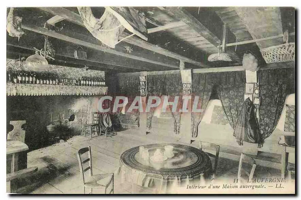 Intérieur d'une Maison auvergnate — L'Auvergne — LL. - Recto