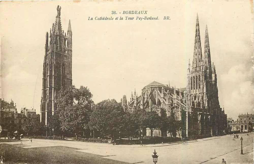 Bordeaux — Die Kathedrale und die Tour Pey-Berland — BR. - Vorderseite