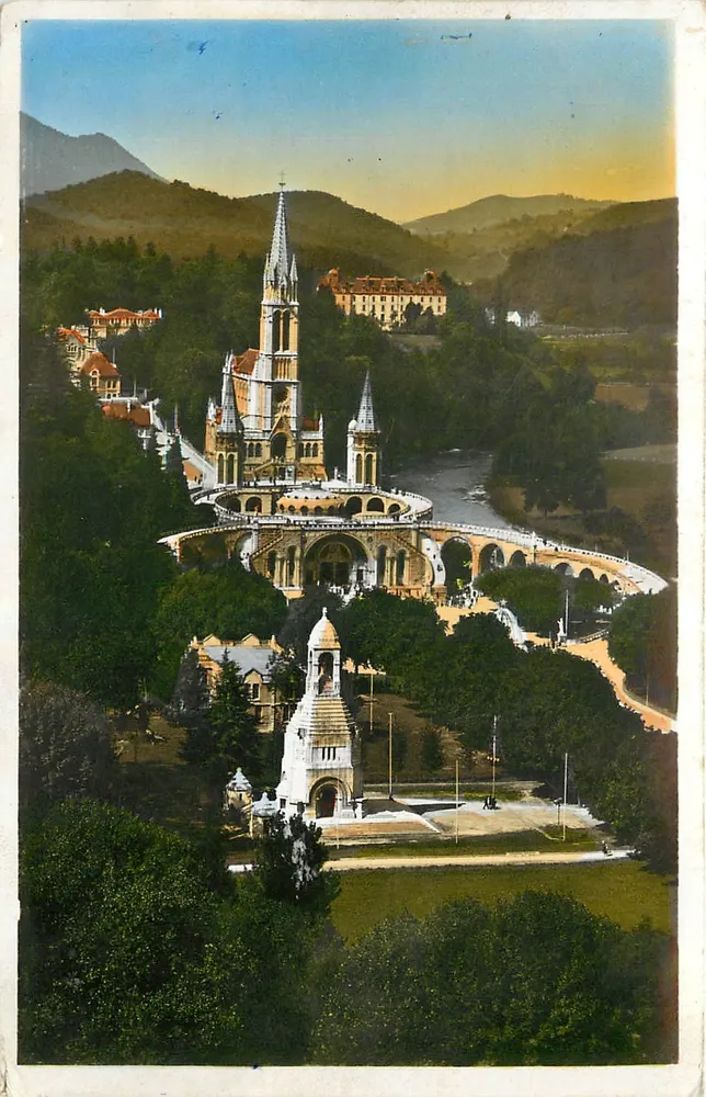 Lourdes — La Basilique du Château-Fort — Édition Photo Quillan - Recto