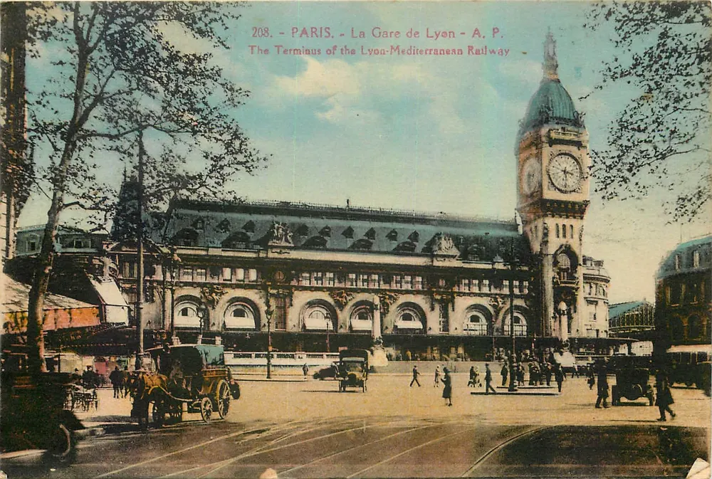 Paris - A Estação de Lyon - A.P. - O Término da Linha de Lyon-Mediterrâneo - Frente