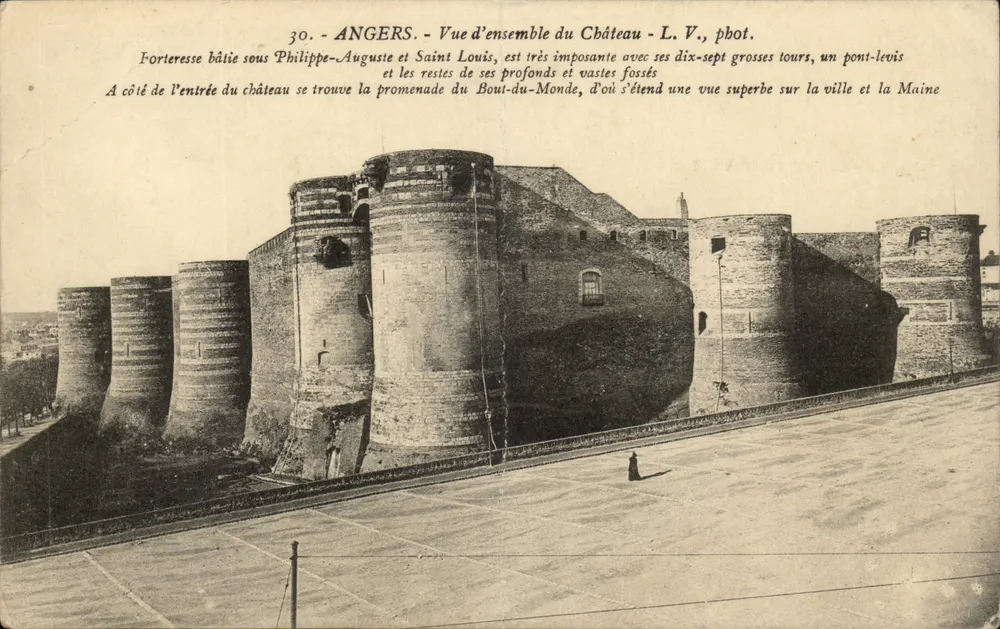 Angers - Vista geral do Castelo — L. V., fot. - Frente