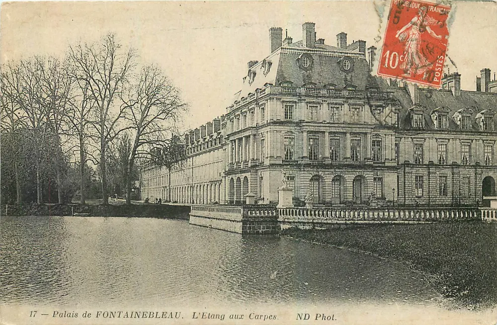 Palais de FONTAINEBLEAU — L'Étang aux Carpes — ND Phol. - Recto