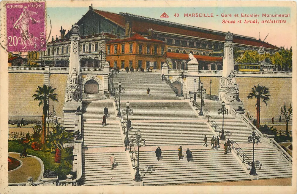 Marselha - Estação e Escada Monumental — Sènes e Arnal, arquitetos - Frente