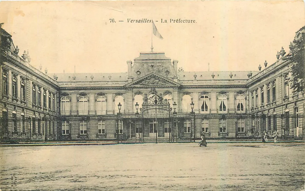 Versailles — A Prefeitura — Editor não identificado, número de série 76 - Frente