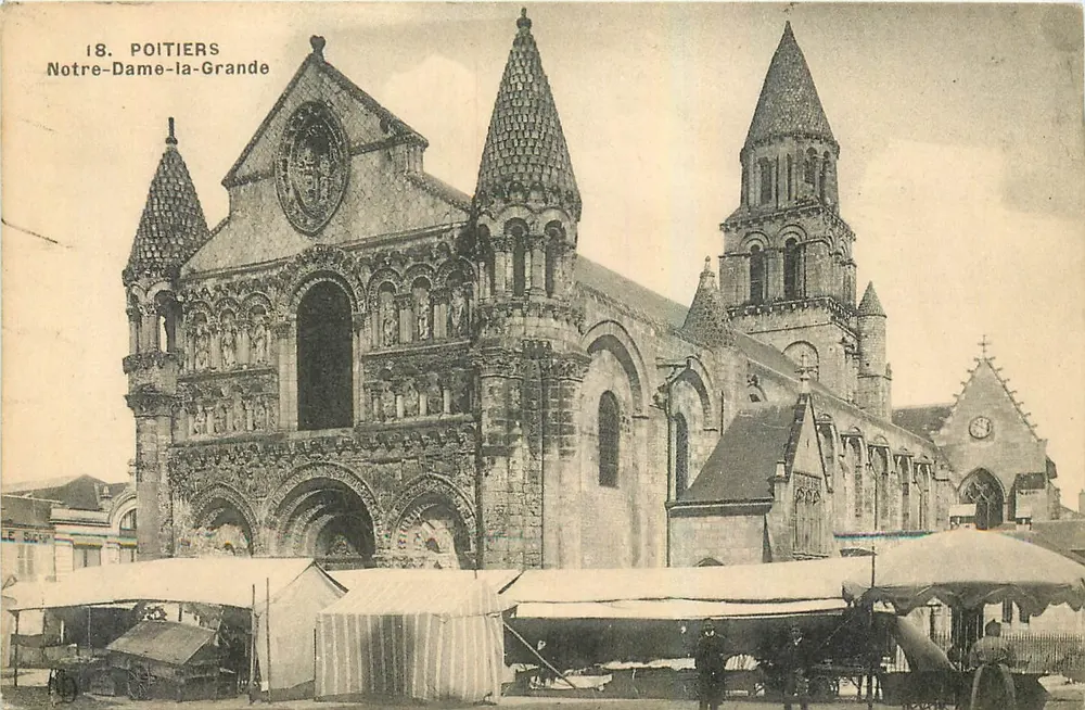 Poitiers — Notre-Dame-la-Grande — editor desconhecido, n° 18 - Frente