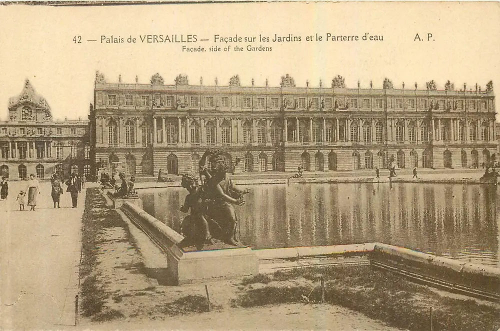 Palast von VERSAILLES — Fassade zu den Gärten und dem Wasserparterre — A. P. n°42 - Vorderseite
