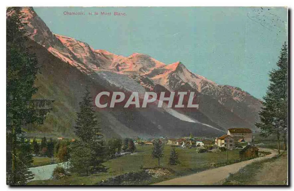 Chamonix, e o Monte Branco — editor não visível - Frente