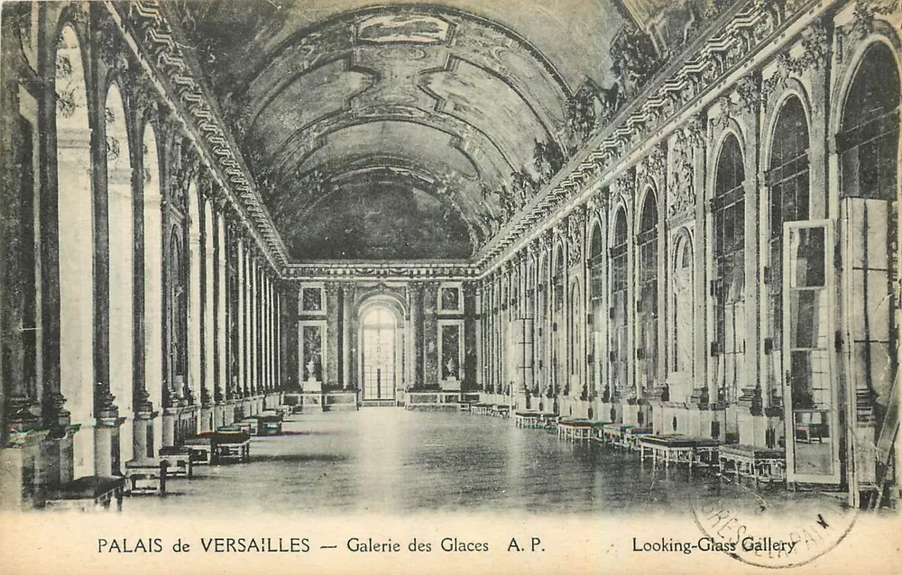 Palais de Versailles — Galerie des Glaces — A.P. - Recto