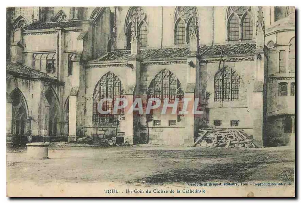 Toul - Um canto do Claustro da Catedral — Gardolle e Briquet, editores, Toul - Frente