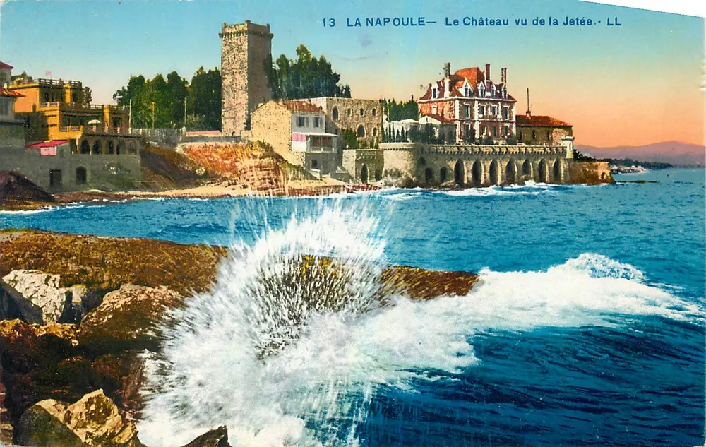 La Napoule — O Castelo visto da Ponte — LL - Frente