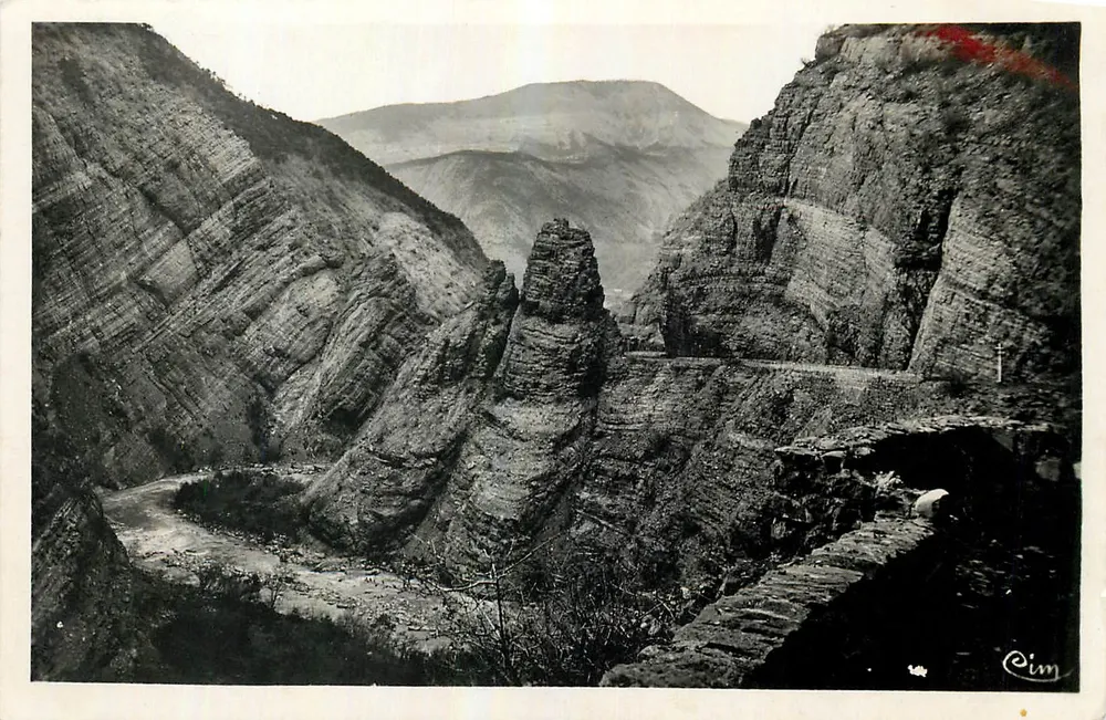 Les Clues de Barles — Umgebung von Seyne-les-Alpes — Verlag Pim - Vorderseite