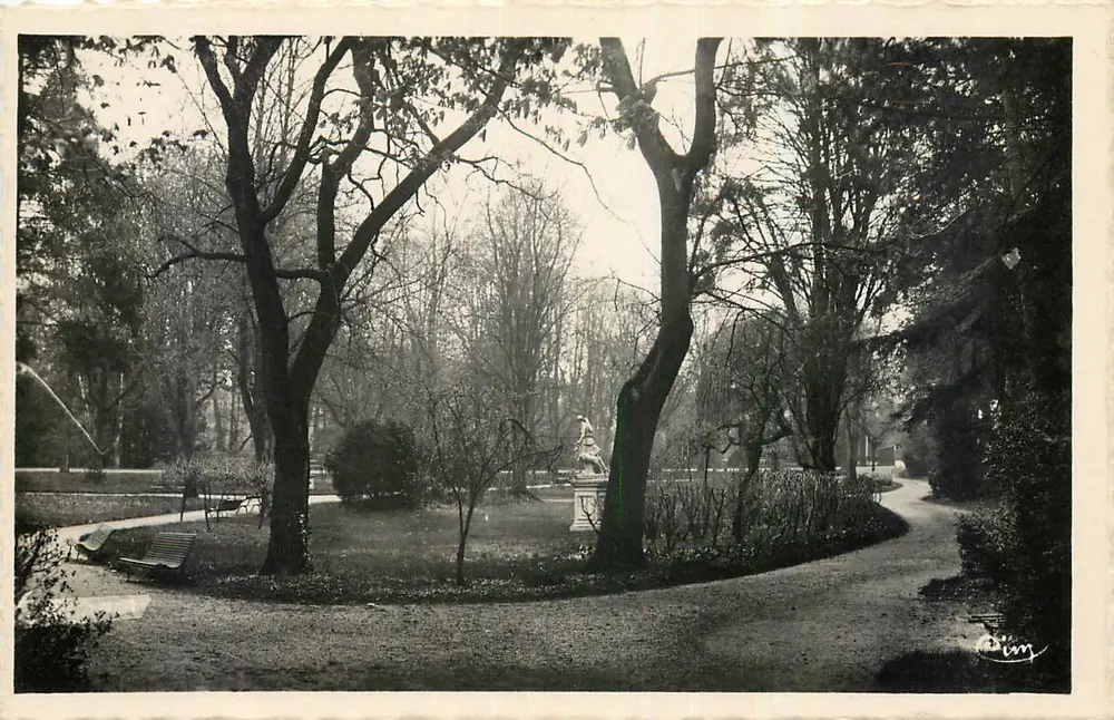Chalons-sur-Marne — Die Promenaden — Der Kleine Garten — éditeur Dim - Vorderseite