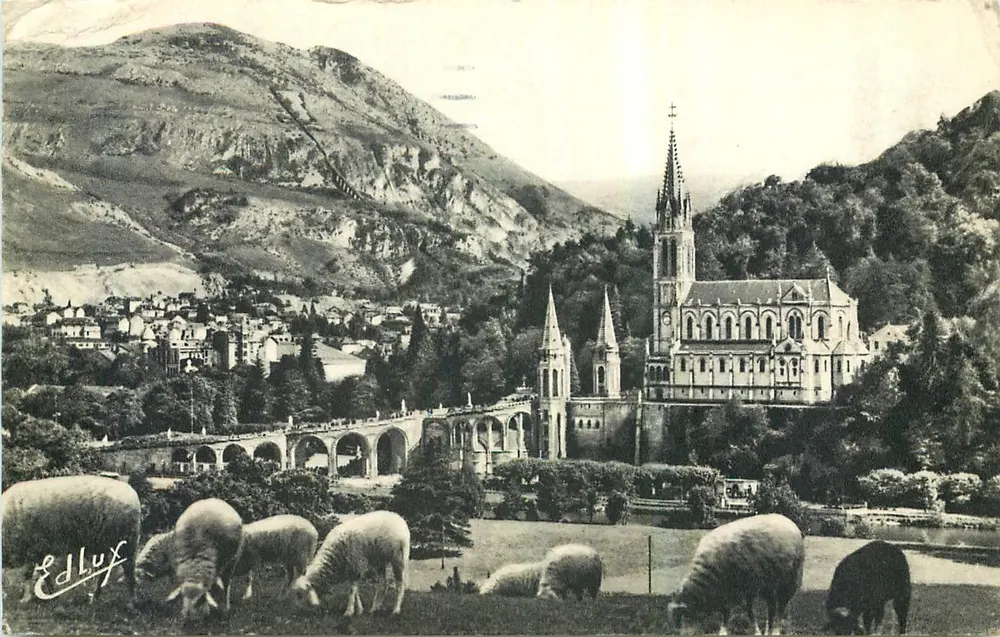 Lourdes — A Basílica e o Pic du Jer — Edição Edlux - Frente