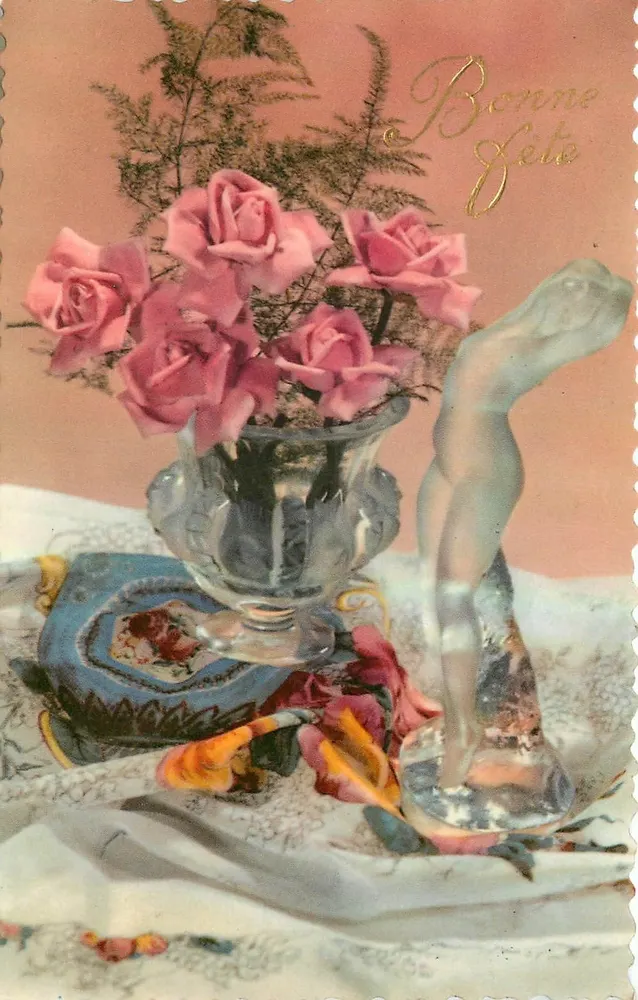 Arranjo de rosas — estatueta de mulher nuá — editor André Godin, Gloce 843 - Frente