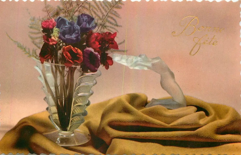 Arranjo de flores — vaso de vidro com folhagem — Fotocrom GODIN - Frente