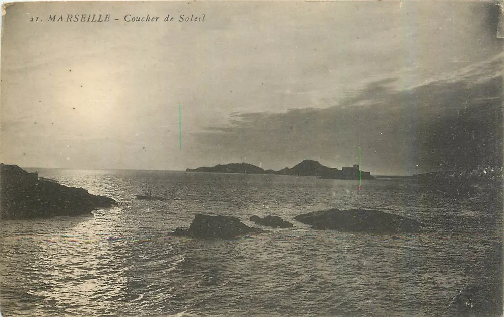Marseille - Pôr do Sol — editor Ed. Dock de la carte postale, 1 Bd Dugommier, Marseille - Frente