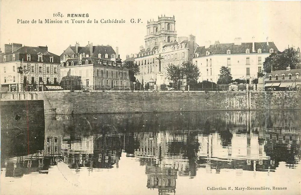 Rennes — Place de la Mission und Türme der Kathedrale — G.F. (Nr. 1084) - Vorderseite