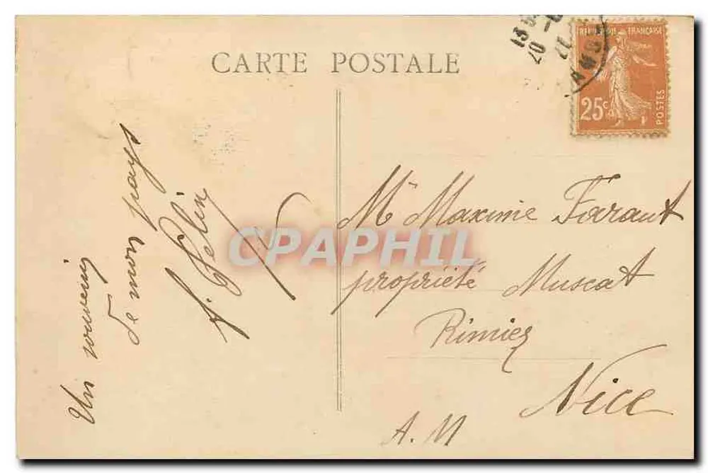 Nîmes — Les Arènes — editor L. B. Comblies - Verso