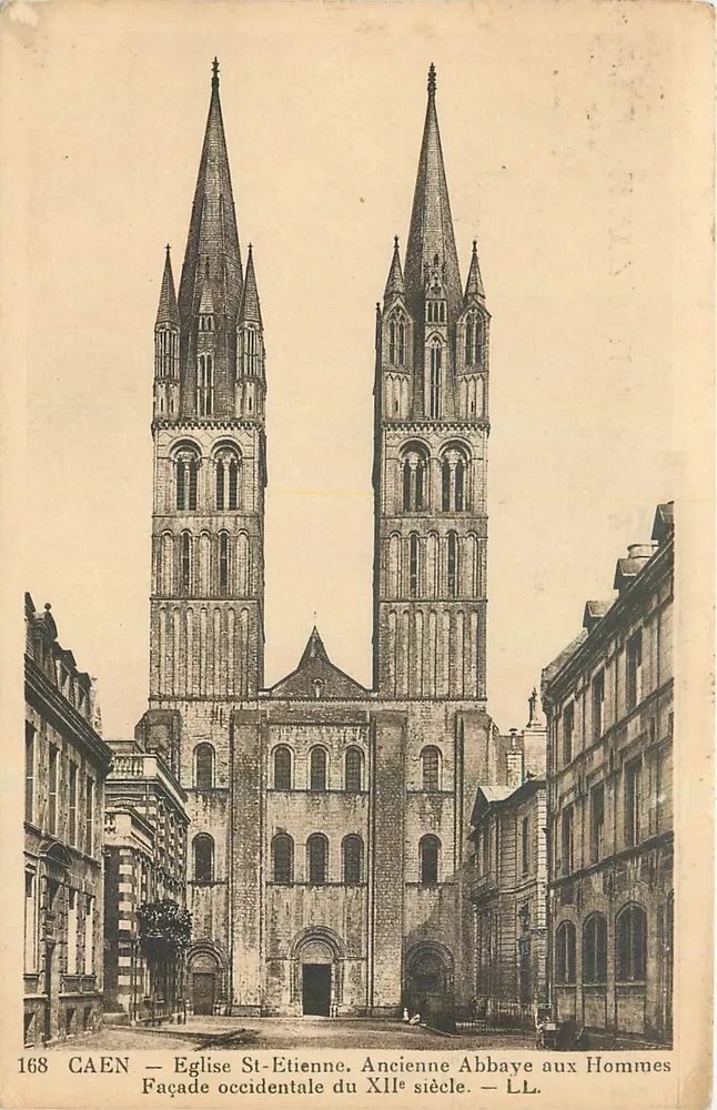 Caen — Kirche Saint Étienne. Ehemalige Abtei der Männer. Westfassade des 12. Jahrhunderts. — LL. N° 168 - Vorderseite
