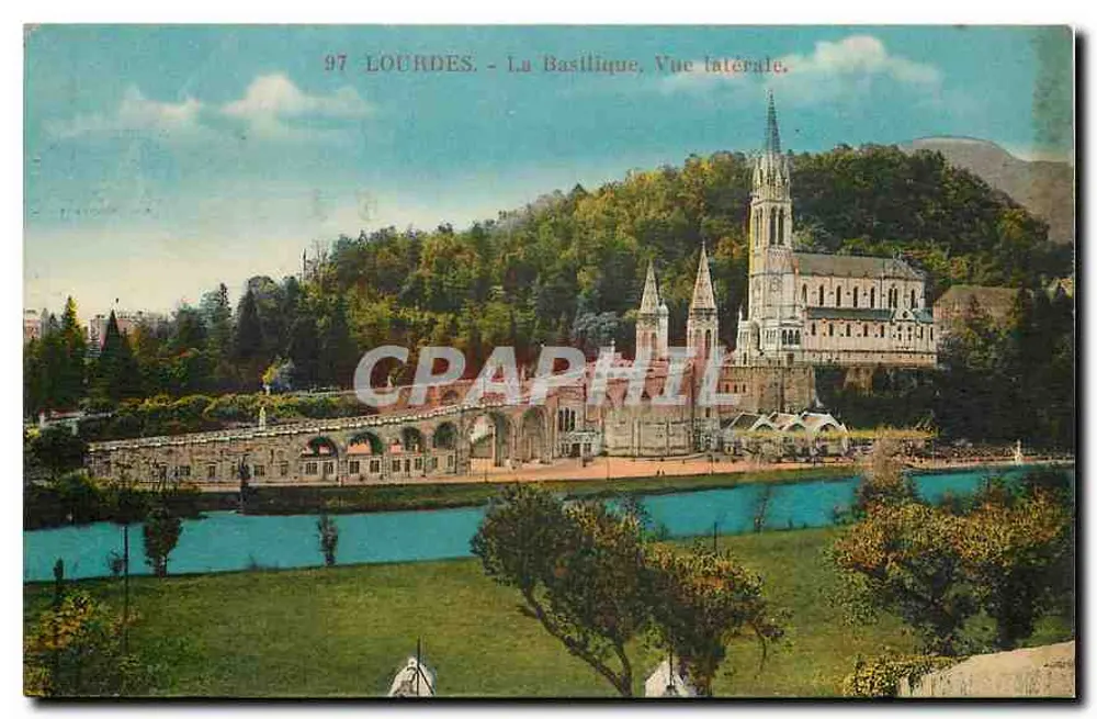 Lourdes - La Basilique, Vista laterale — Edizione delle Pâtes de Lourdes, n° 97 - Recto