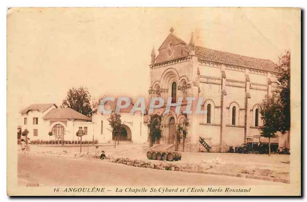 Angoulême — Kirche Saint Cybard und Schule Mario Roustand - Vorderseite