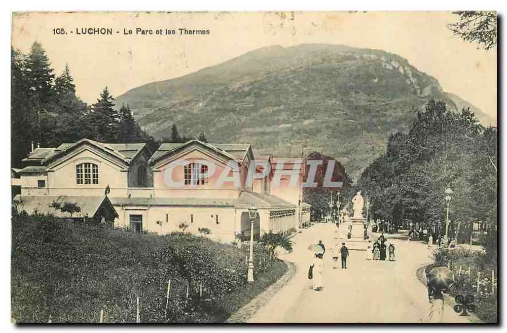Luchon - O Parque e os Termas — Bilhete postal antigo n°105, editor não visível - Frente