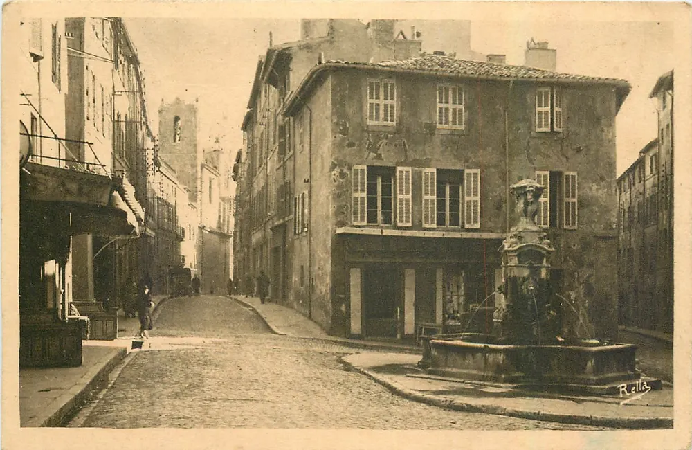 Aix-en-Provence — La place des Tanneurs — Rella - Vorderseite