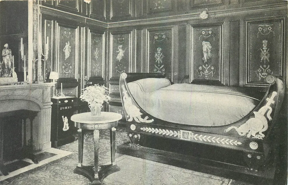 Zimmer des Schlosses Grosbois — reich verziertes Interieur — Verlag Wagram (S.-&-O.) - Vorderseite