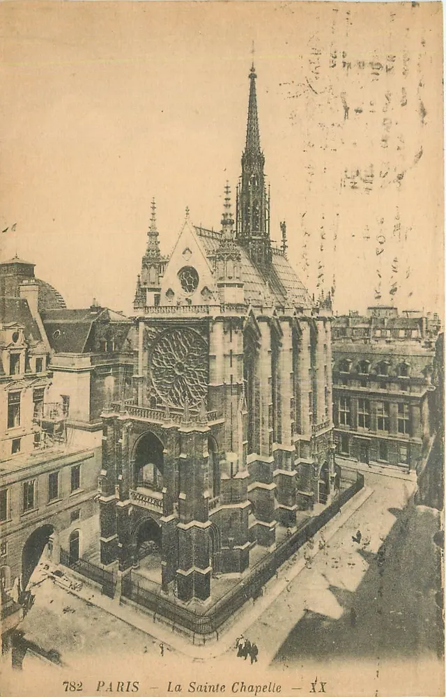 Paris — A Vista da Santa Capela — editor Levy Fils, n° 782 - Frente