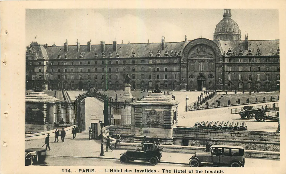 PARIS — O Hotel dos Invalidos — The Hotel of the Invalids — Editor A. Leconte, n° 114 - Frente