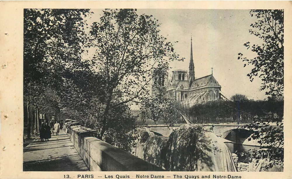 PARIS — De Quais · De Kathedraal van Notre-Dame — n°13 - Voorkant