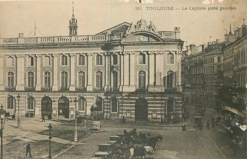 Toulouse — Het Capitool (linkerkant) — uitgever onbekend, n° 39 - Voorkant