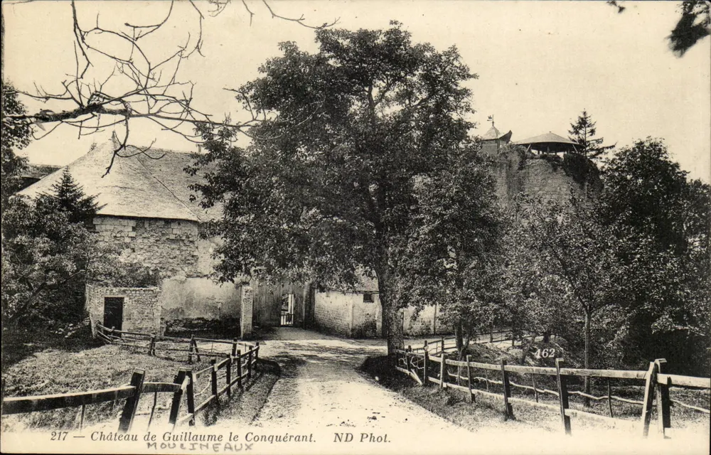 Castelo de Guilherme o Conquistador — Moulineaux — ND Phot. n°217 - Frente