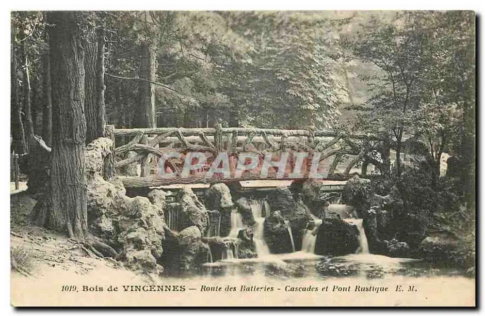Bois de Vincennes — Route des Batteries — Wasserfälle und Holzbrücke — E. M. - Vorderseite