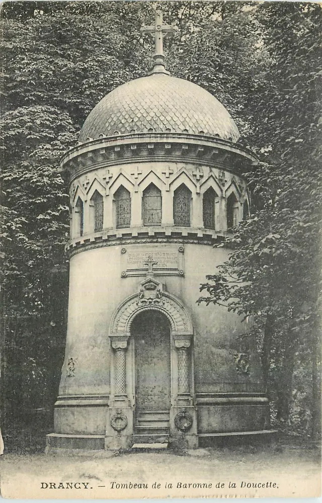 Drancy — Tumba de la Baronesa de la Doucette — Edición fotográfica, 6, Rue Serpente, París - Anverso
