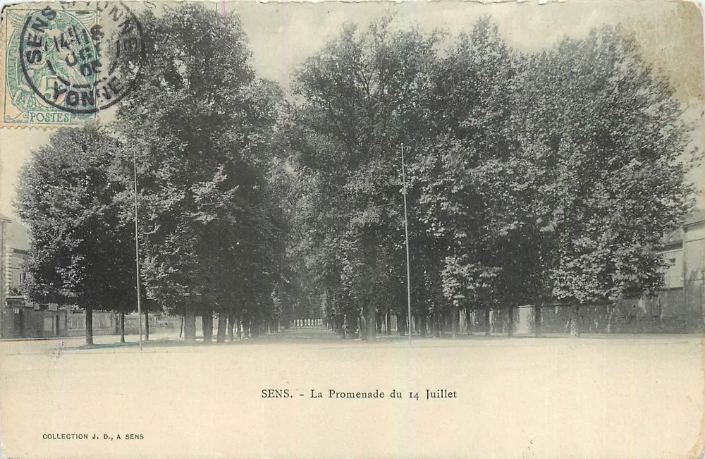 SENS - La Promenade du 14 Juillet — Collection J. D., à Sens - Recto