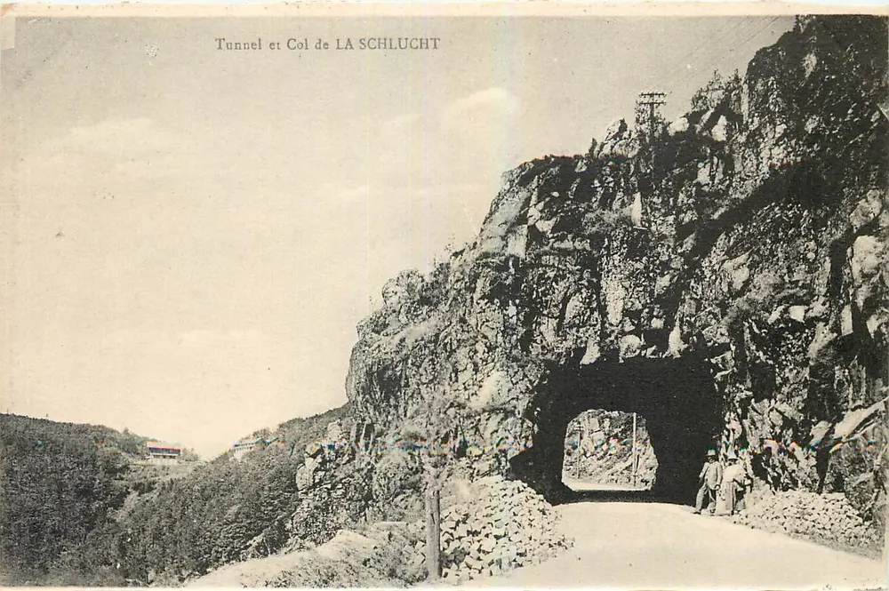 Túnel y Paso de LA SCHLUCHT — vista del túnel entre las montañas — Cartes 'La Cigogne', Estrasburgo - Anverso